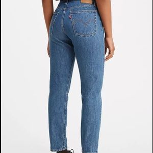 Levi’s High Waisted Wedgie Fit Ankle Jeans